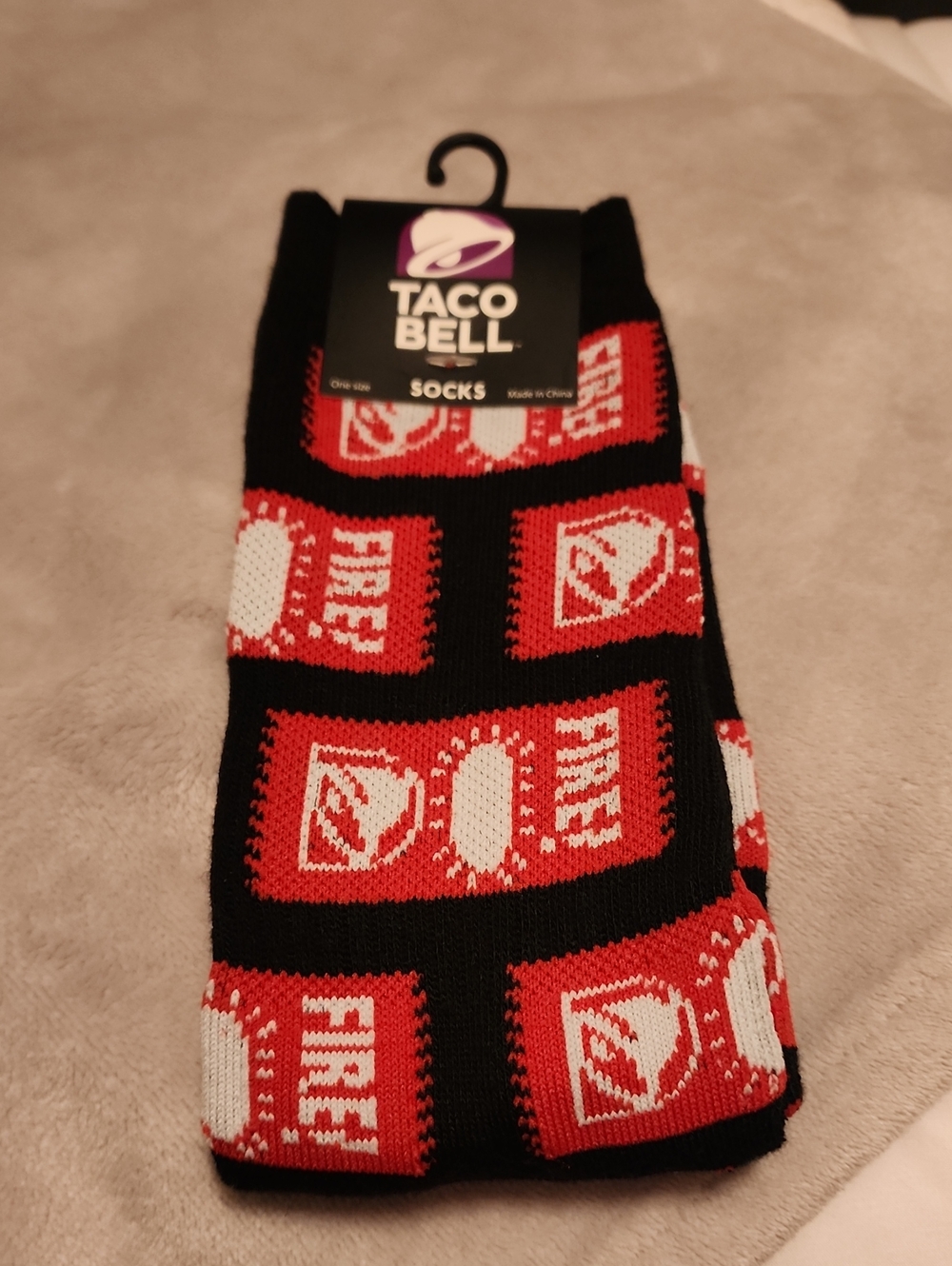 NWT Men’s Black & Red Taco Bell  Logo Socks